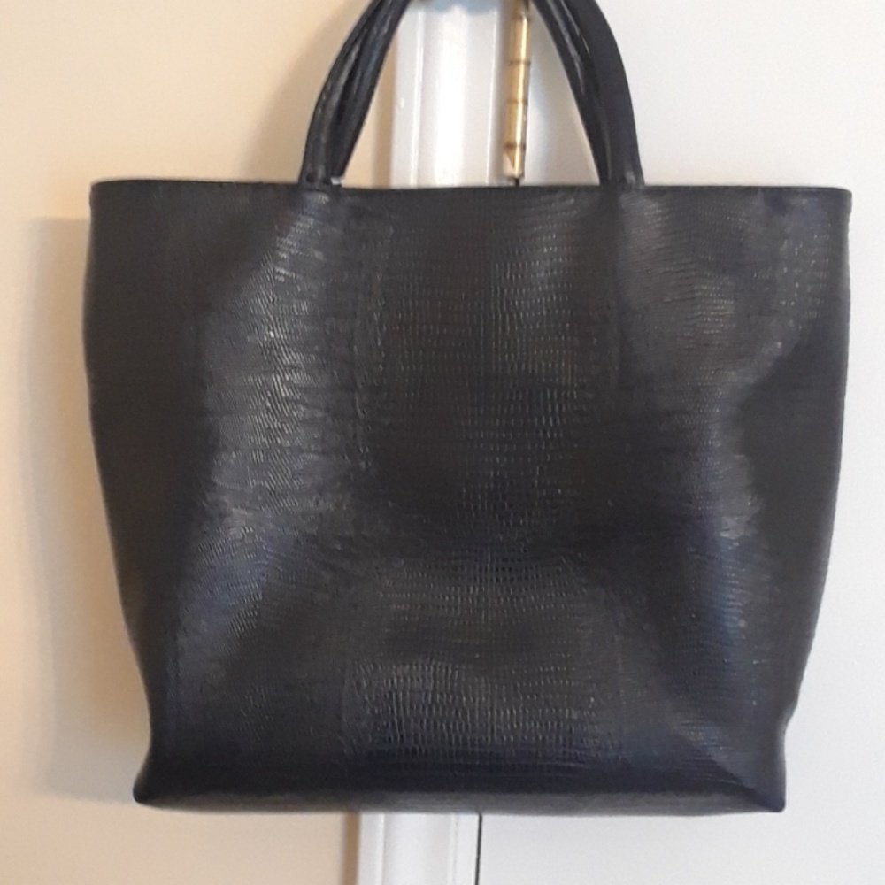 Handbag - Picture 2 of 3